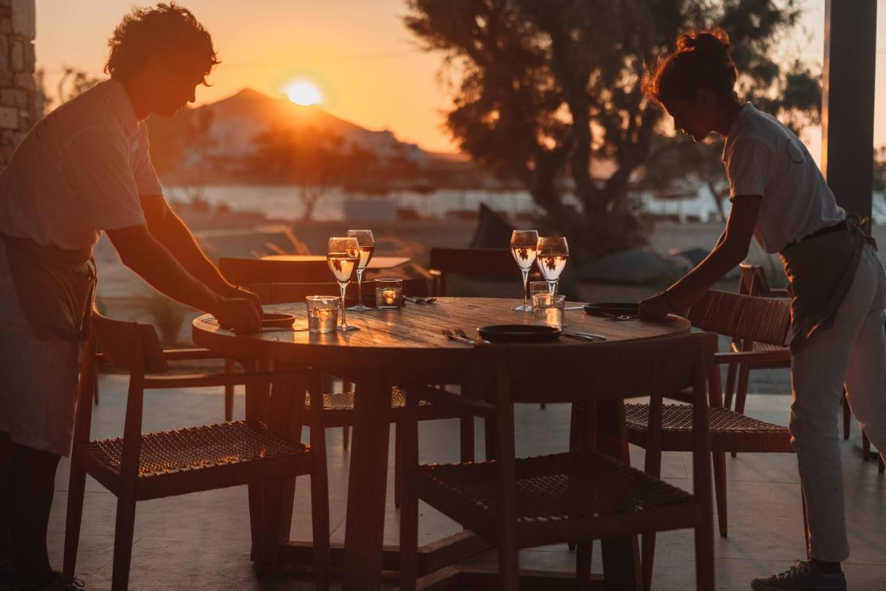Cove Paros Hotel Náousa Buitenkant foto